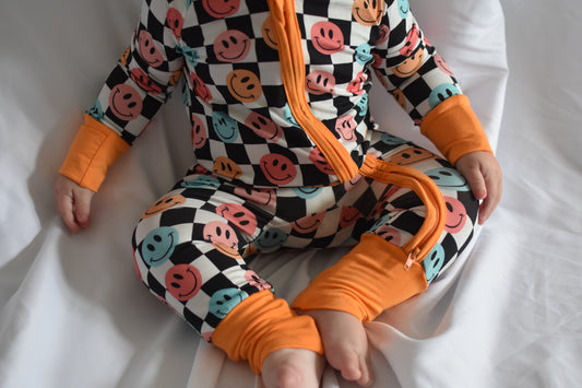 Good Vibes Only Zippy